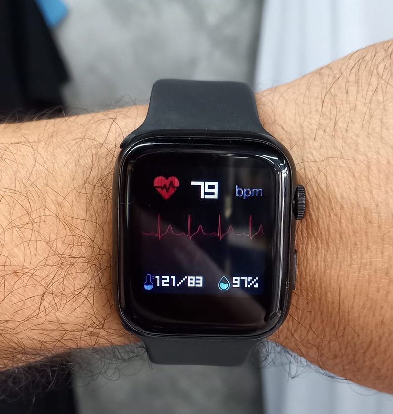 1009 smartwatch t500